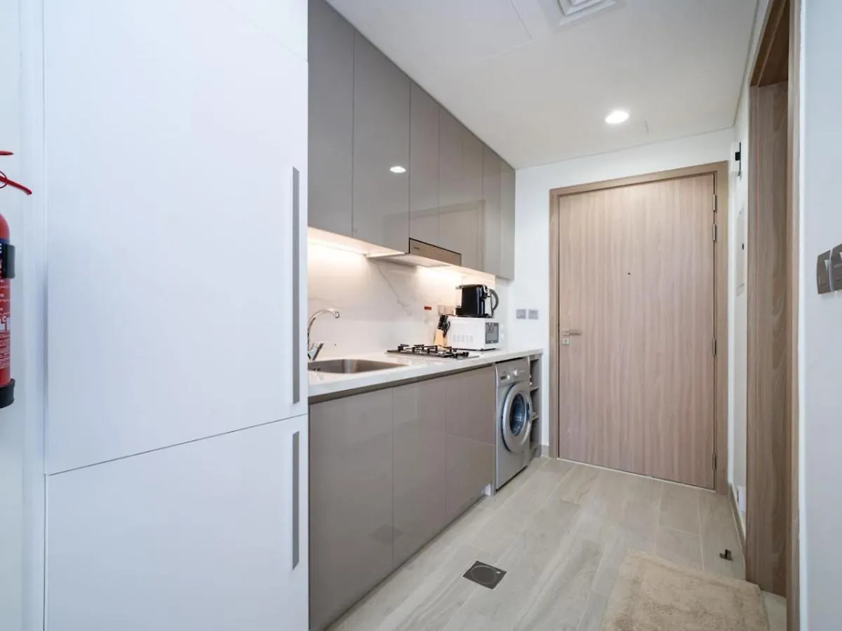 شقة Chic Studio Azizi Riviera Retreat With City Views دبي الإمارات العربية المتحدة